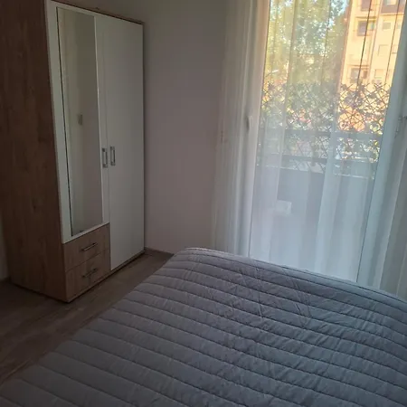 Grande Trosoban Stan Na Dan Bijeljina
