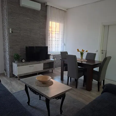 Grande Trosoban Stan Na Dan Apartman Bijeljina
